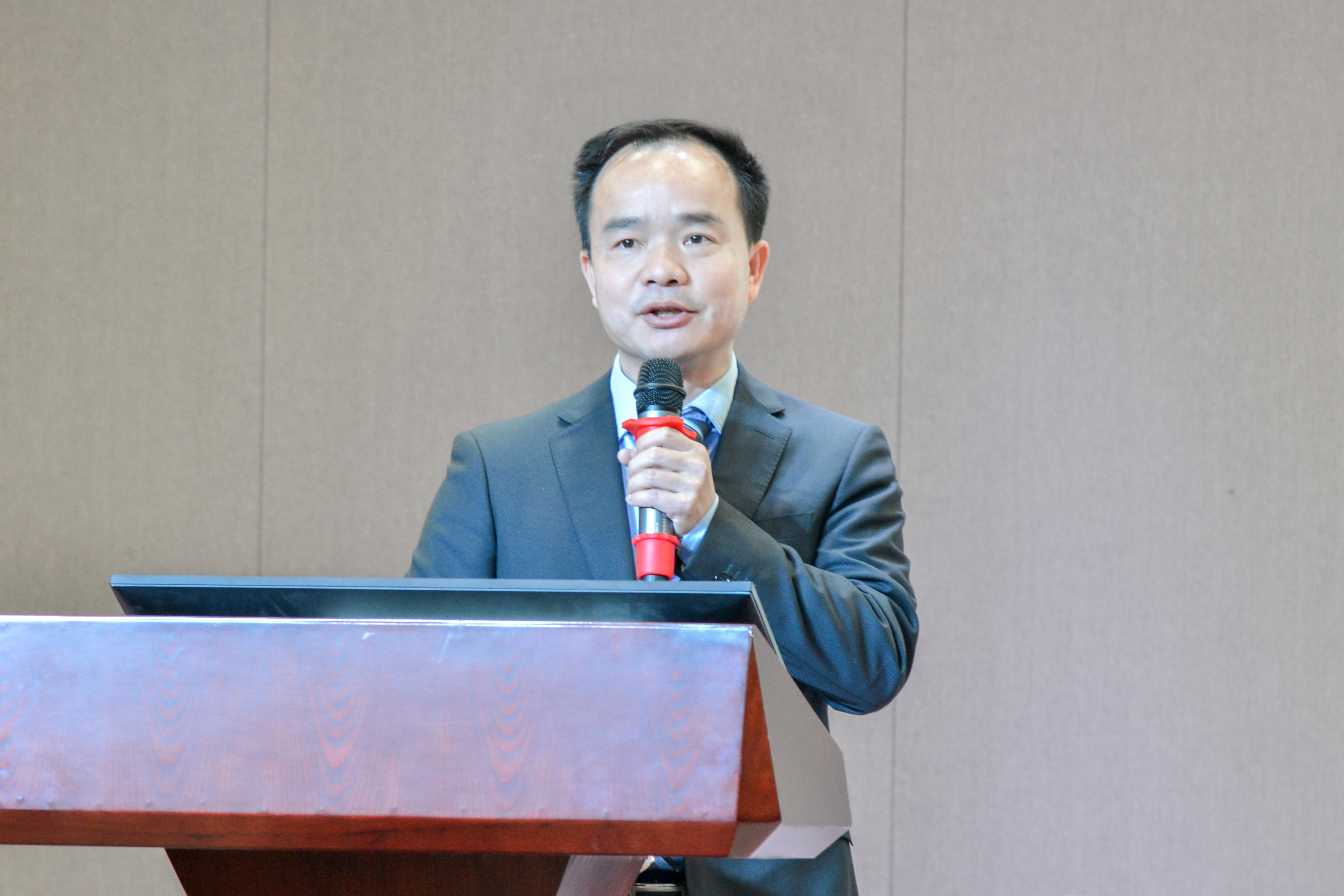 破風浪 共揚帆——巨人集團公司召開2024迎春大會 破風浪 共揚帆——巨人集團公司召開2024迎春大會