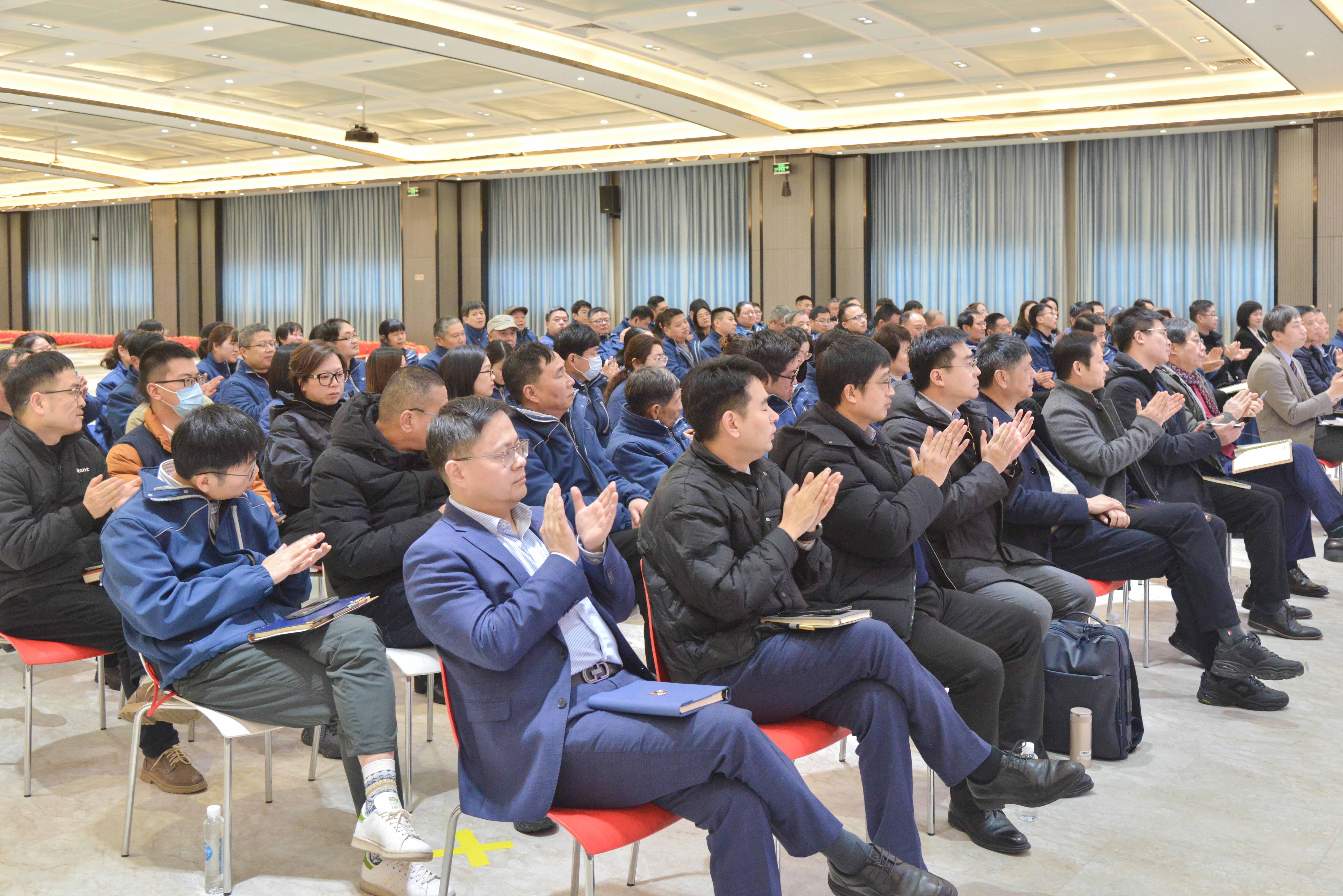 破風浪 共揚帆——巨人集團公司召開2024迎春大會 破風浪 共揚帆——巨人集團公司召開2024迎春大會